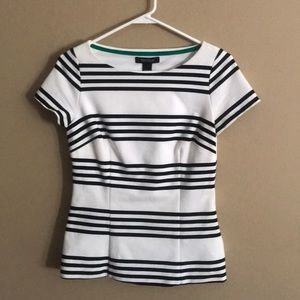 White House Black Market fitted top size 2